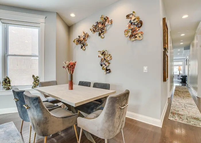 Апартаменты Spacious Condo W/ Deck ~ 3 Mi To Downtown Chicago!